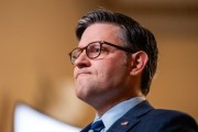 泰兴特朗普税改案参议院过关有望 共和党议员无人声援马斯克